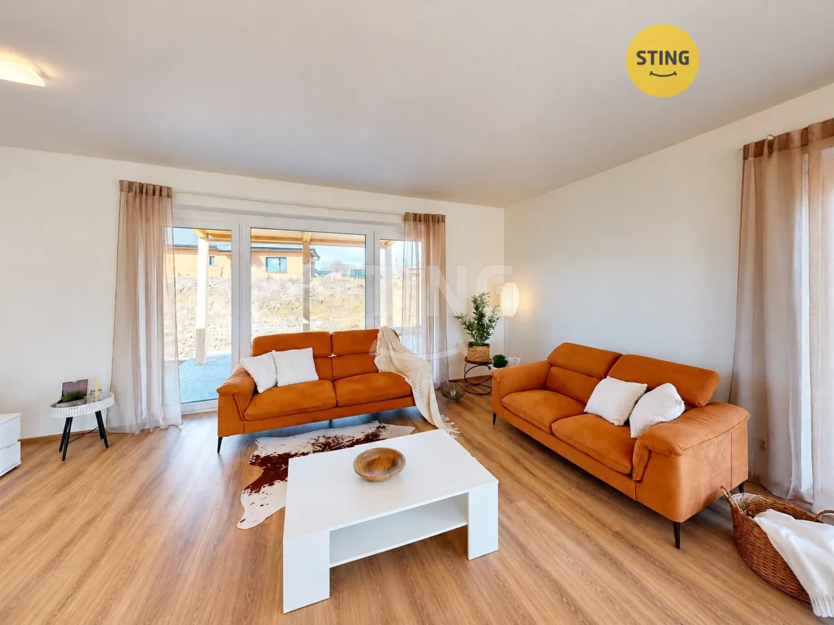 Pronájem rodinného domu 130 m², pozemek 1233 m²